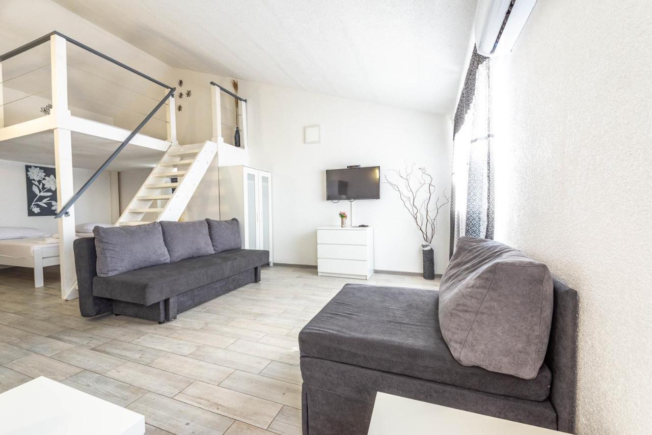 Villa Apartments Anifil Novalja Dış mekan fotoğraf