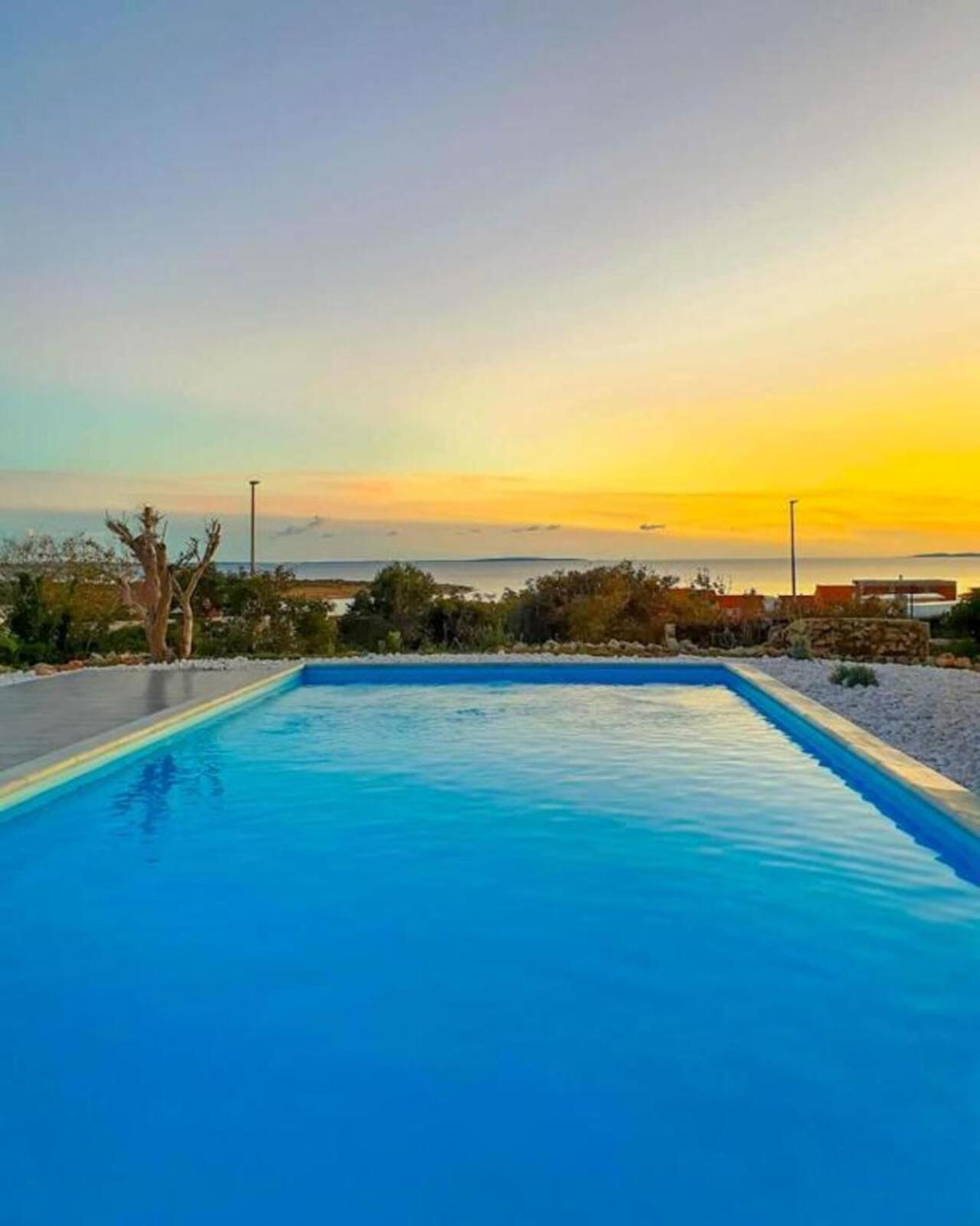 Villa Apartments Anifil Novalja Dış mekan fotoğraf